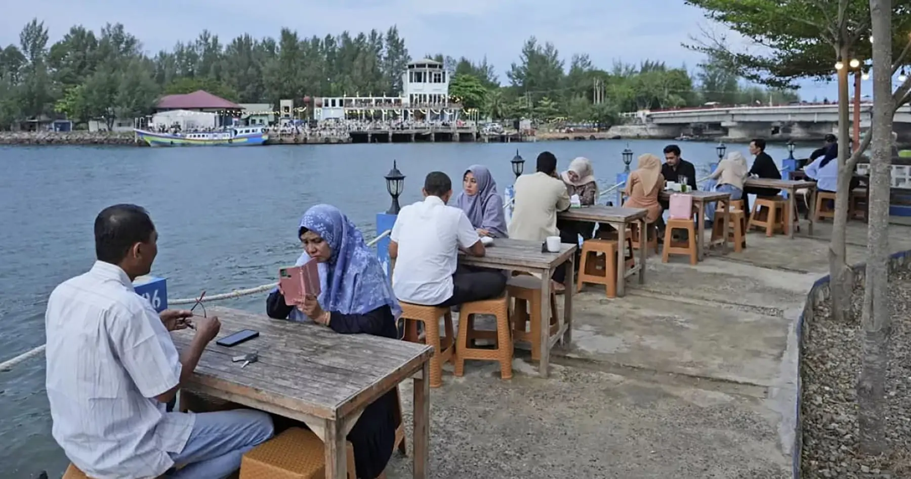 إحياء الذكرى العشرين لكارثة تسونامي في إندونيسيا