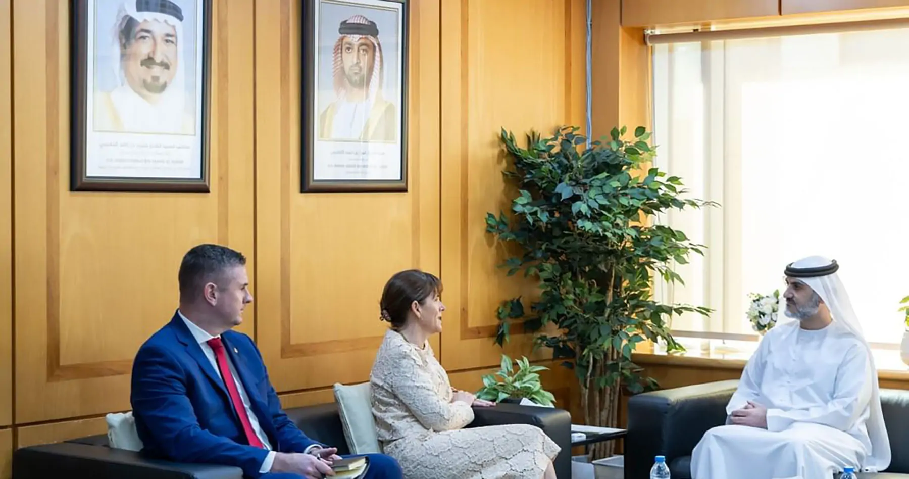 غرفة عجمان تبحث فرص التعاون الاستثماري مع إيرلندا