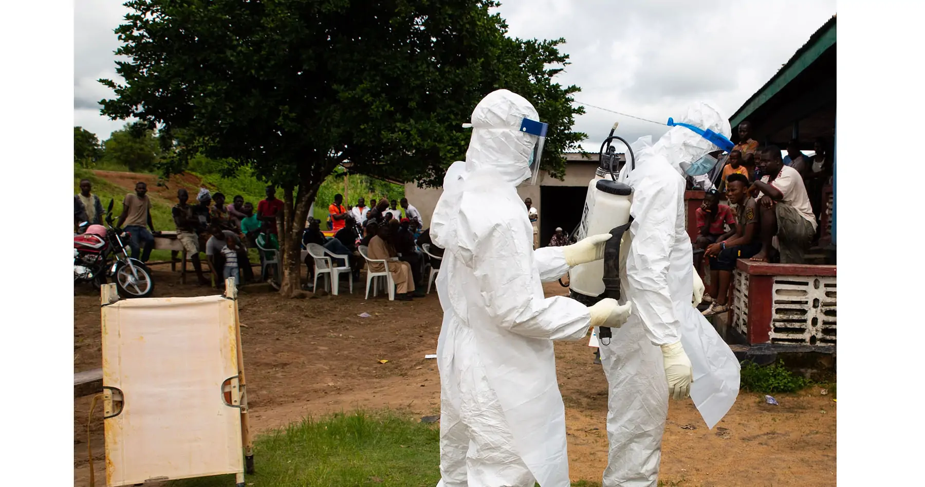 حالات إيبولا في أوغندا ترتفع إلى 14 وتمثل تحدياً للعاملين بمجال الصحة 1 أوغندا تسجل ثاني حالة وفاة بفيروس